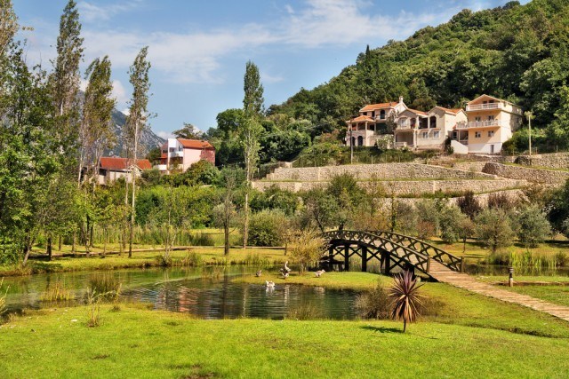 Feriebolig-Morinj